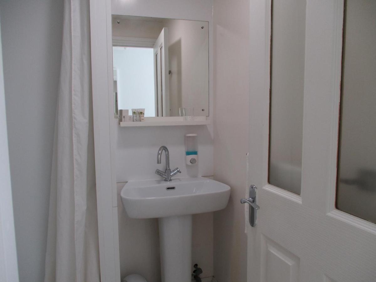 Hillview Bed And Breakfast 체스트필드 외부 사진