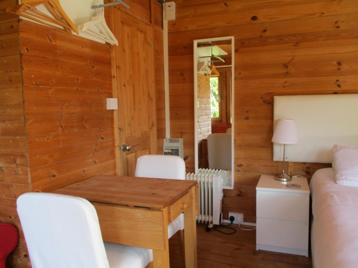 Hillview Bed And Breakfast 체스트필드 외부 사진